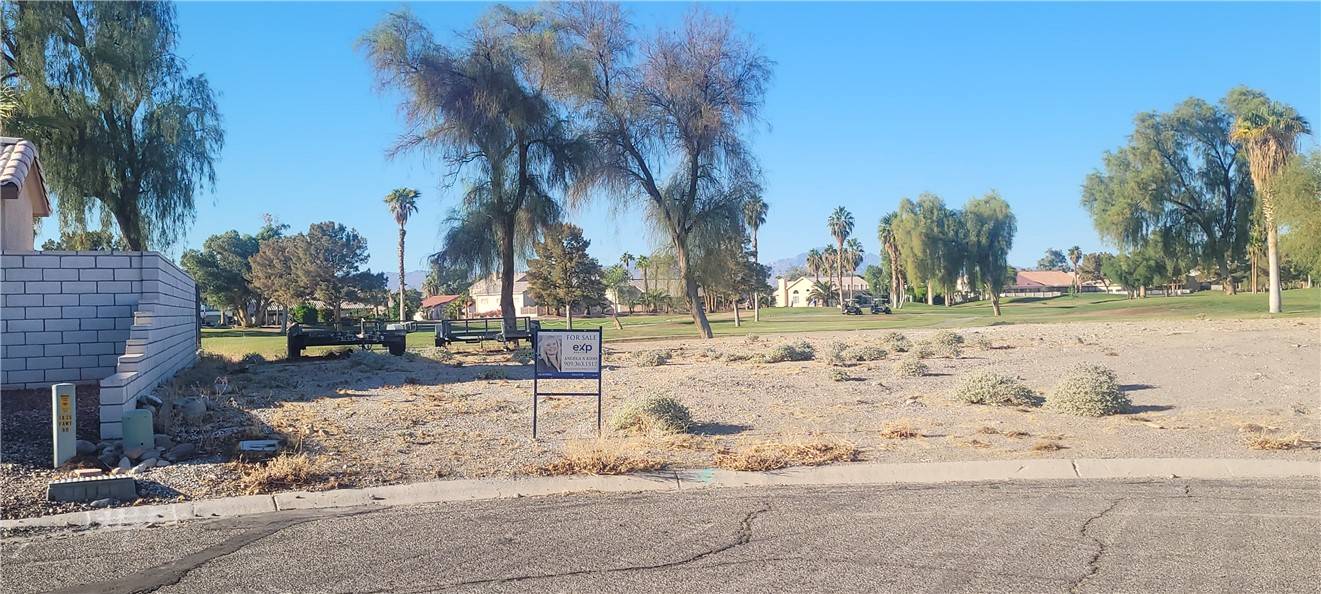 Fort Mohave, AZ 86426,1852 E Fairway BND