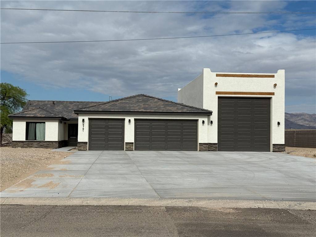 Fort Mohave, AZ 86426,5791 S Wishing Well DR