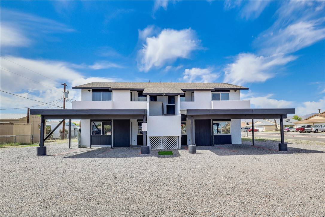 Bullhead City, AZ 86442,644 Swan DR #4