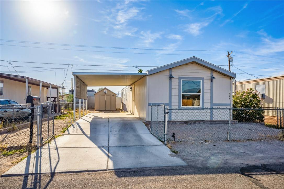 Bullhead City, AZ 86442,1960 Granada DR