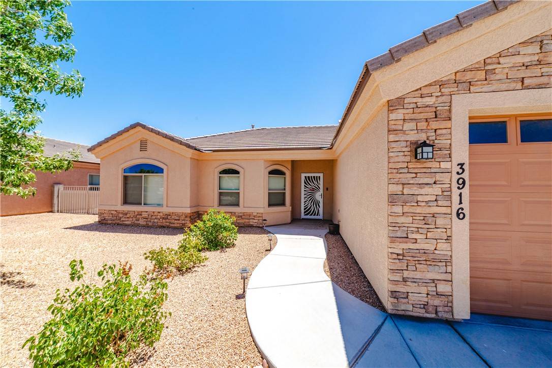 Kingman, AZ 86409,3916 E Mcvicar AVE