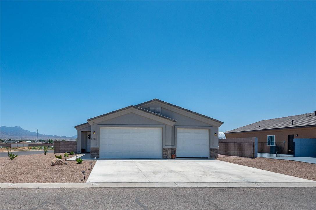 Kingman, AZ 86409,3368 E Double O DR