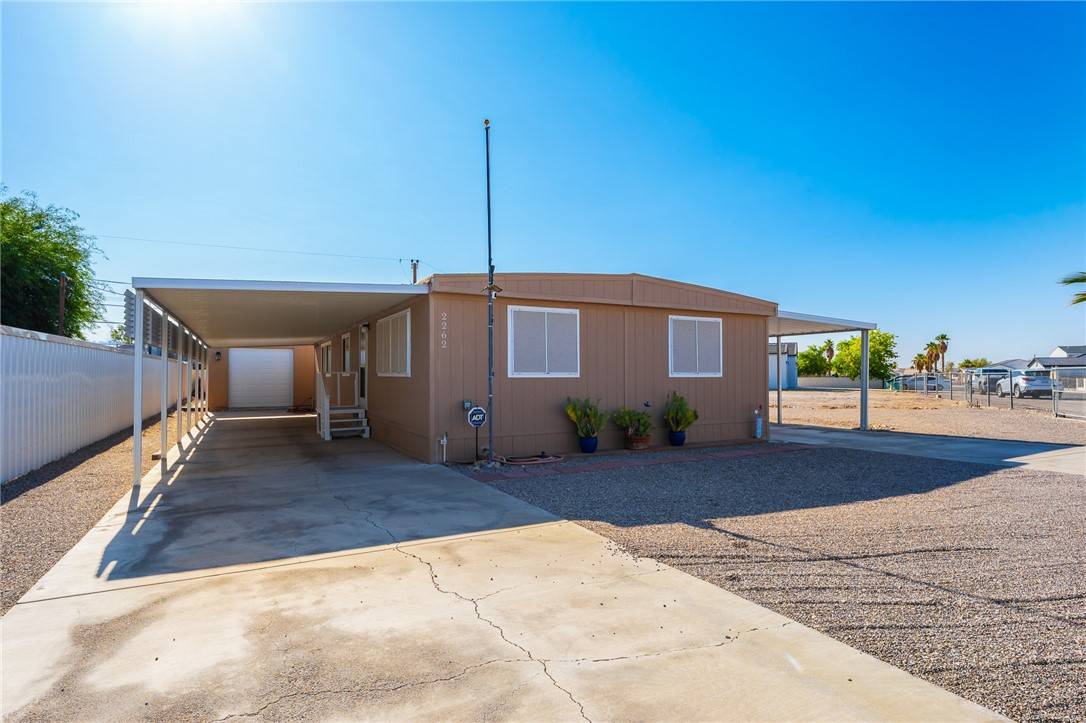 Bullhead City, AZ 86442,2262 W Riverview CIR
