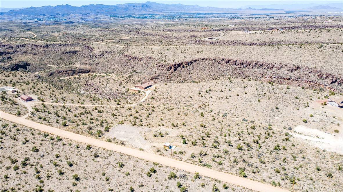 Kingman, AZ 86401,3535 E Saddlebag DR