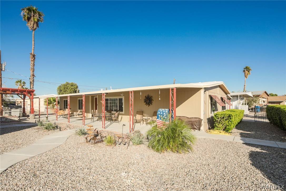 Bullhead, AZ 86442,305 Santa Cruz AVE