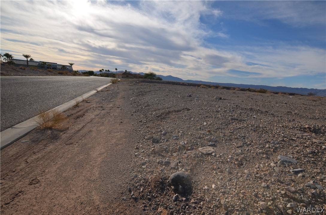 Bullhead City, AZ 86442,2339 Jo Ann AVE