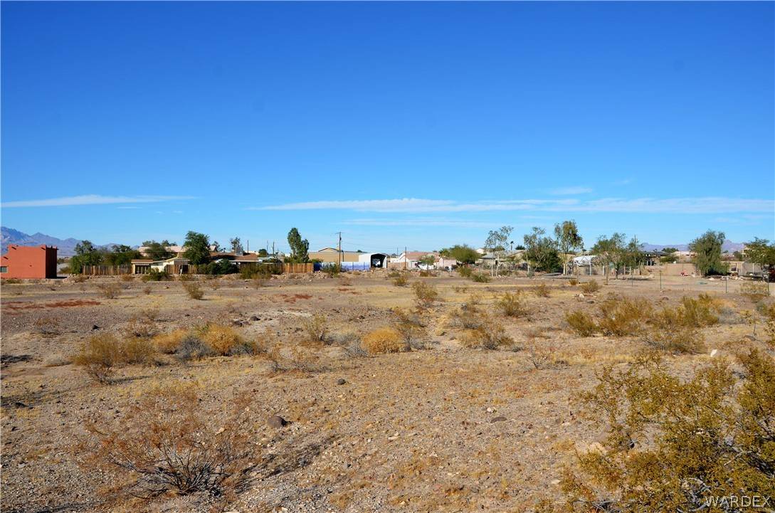 Fort Mohave, AZ 86426,2353 E Amber AVE