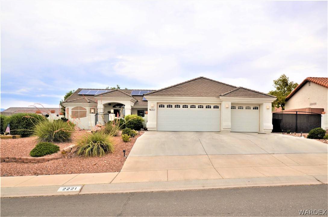 Bullhead, AZ 86442,2221 Lariat DR