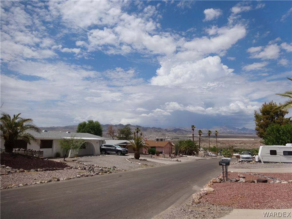 Bullhead, AZ 86442,1473 Orilla LN