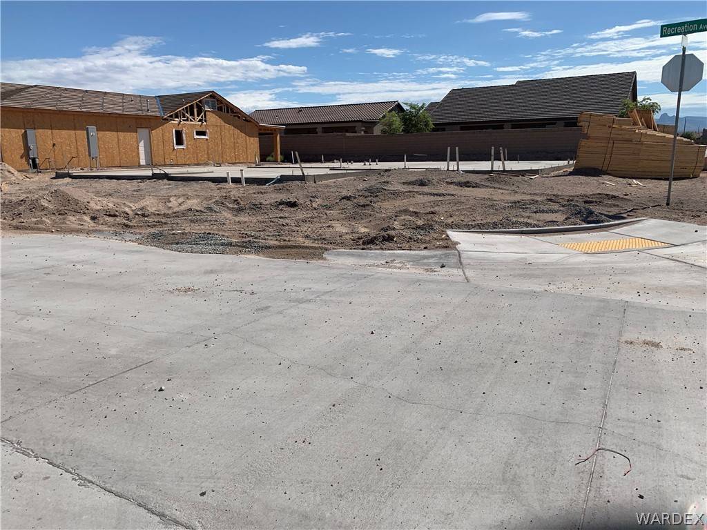 Fort Mohave, AZ 86426,6062 S Recreation AVE