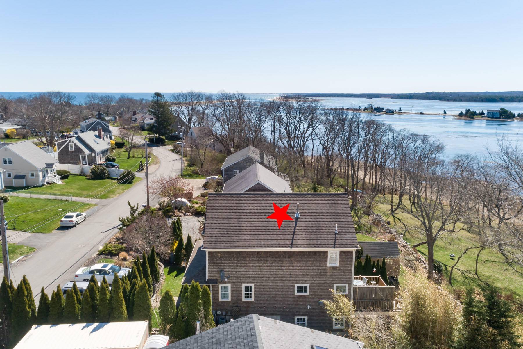 Sandwich, MA 02563,68 Dillingham Avenue