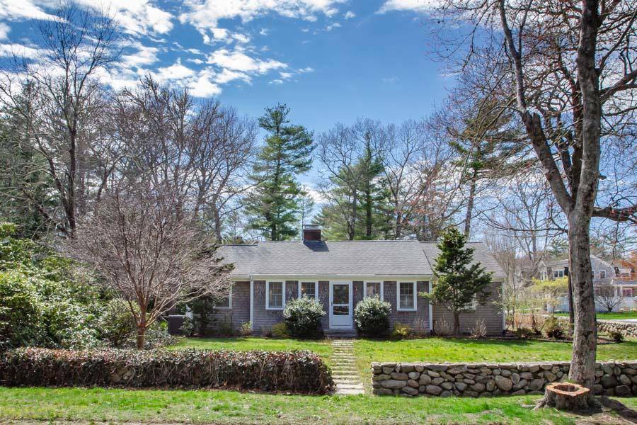 Marion Center, MA 02738,72 Front Street