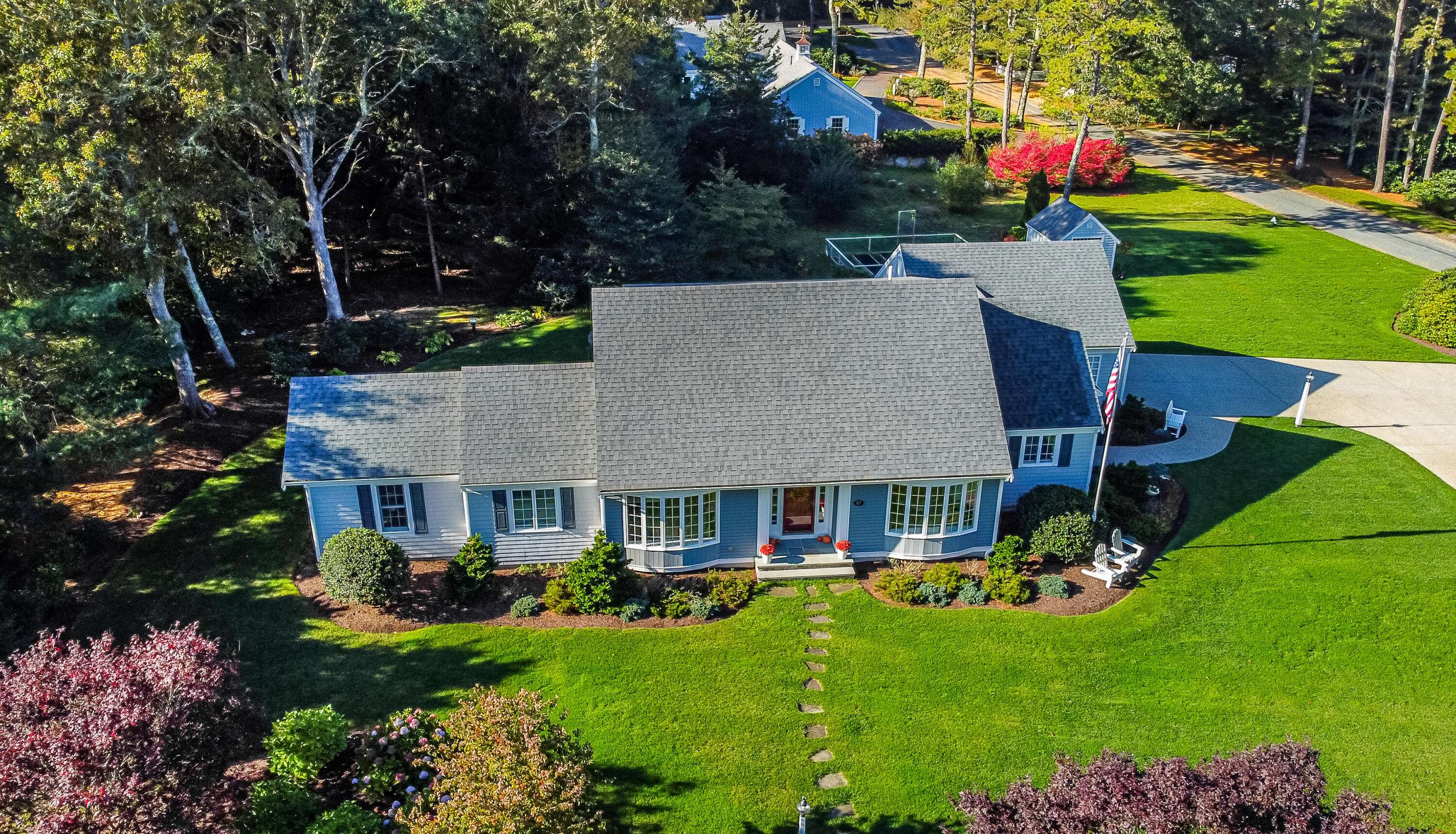 Osterville, MA 02655,67 Chine Way