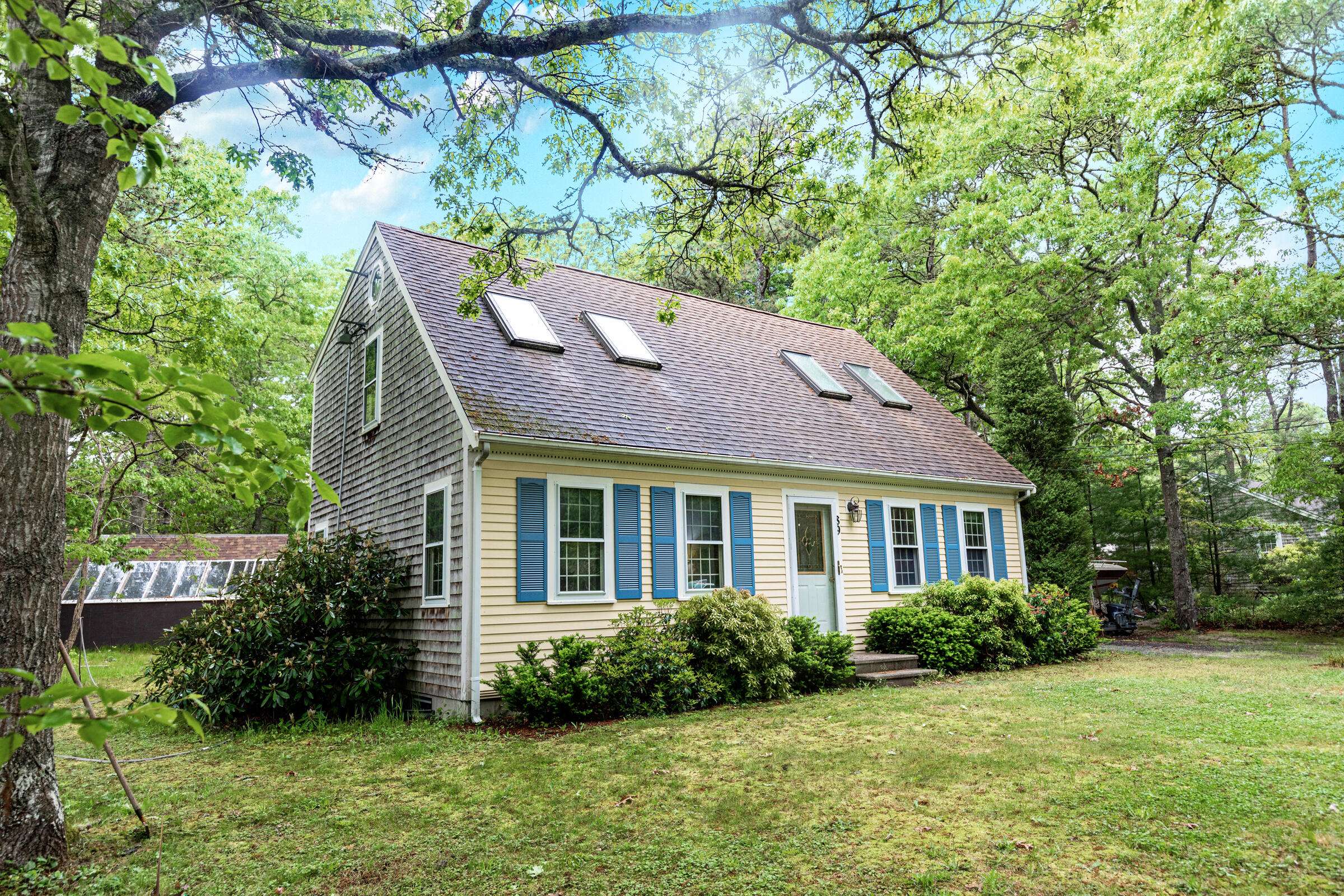 Mashpee, MA 02649,89 Degrass Road