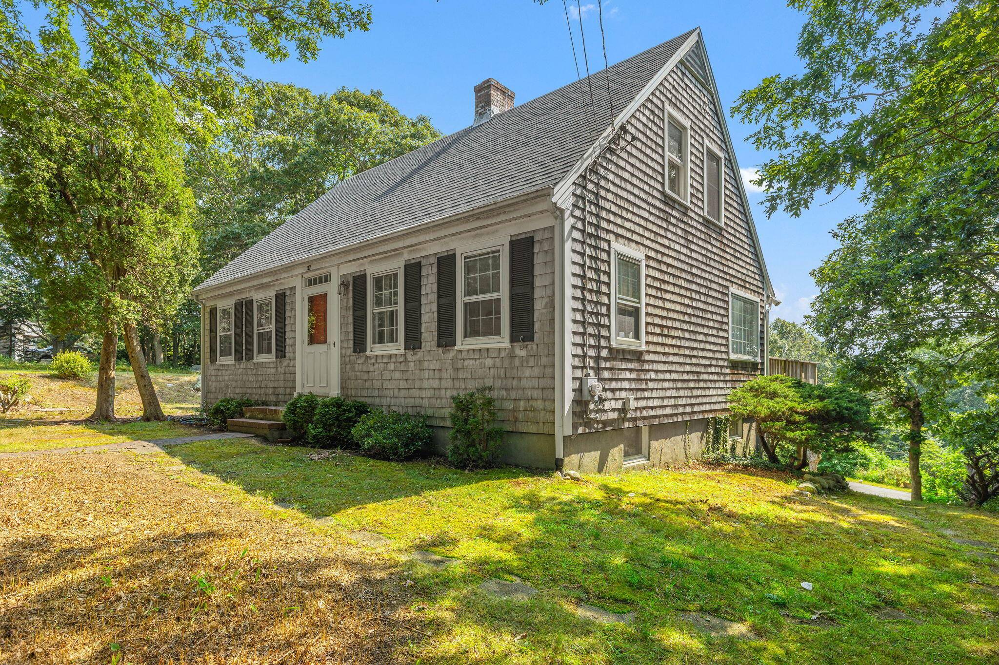 West Falmouth, MA 02540,27 Upland Avenue