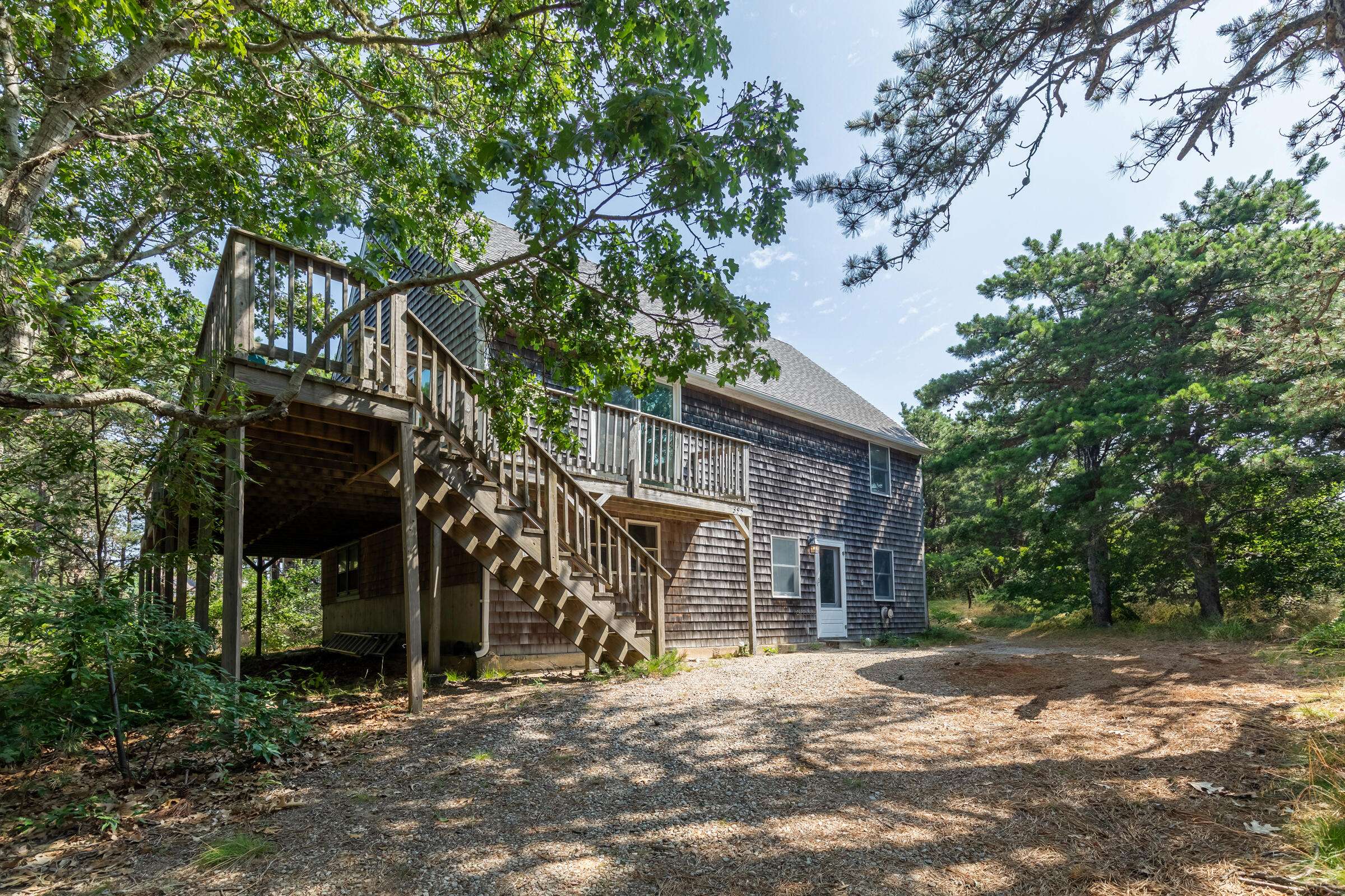 Eastham, MA 02642,395 Hatch Road