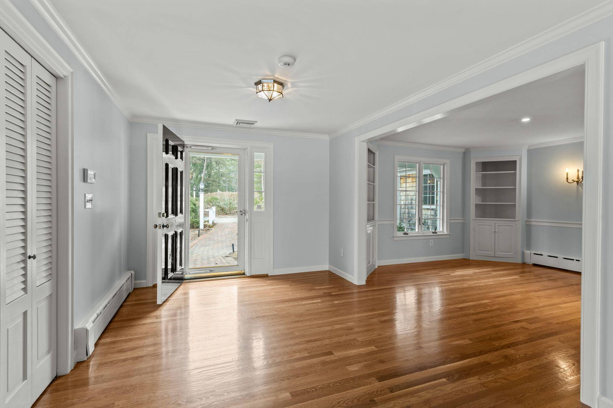 Osterville, MA 02655,162 Starboard Lane