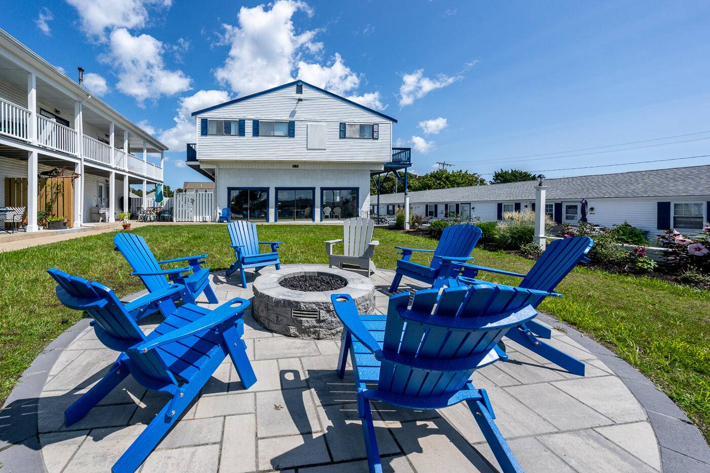 West Yarmouth, MA 02673,60 Broadway #10