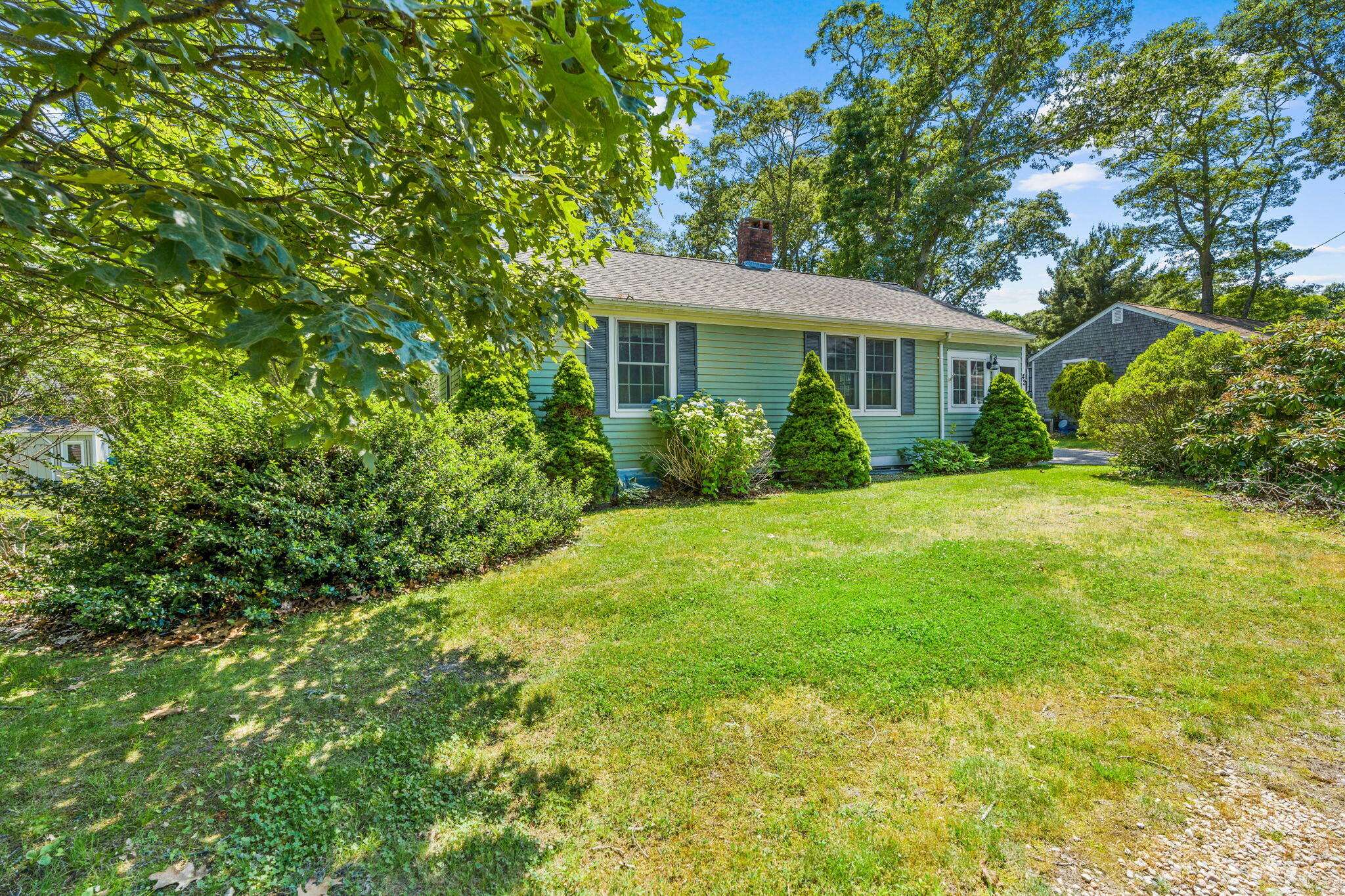 North Falmouth, MA 02556,42 Glen Avenue