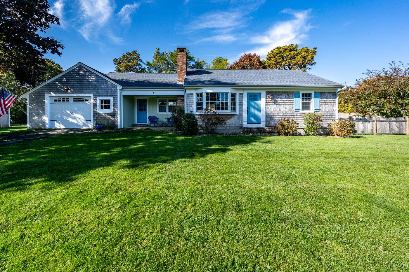 South Yarmouth, MA 02664,9 Captain Percival Road