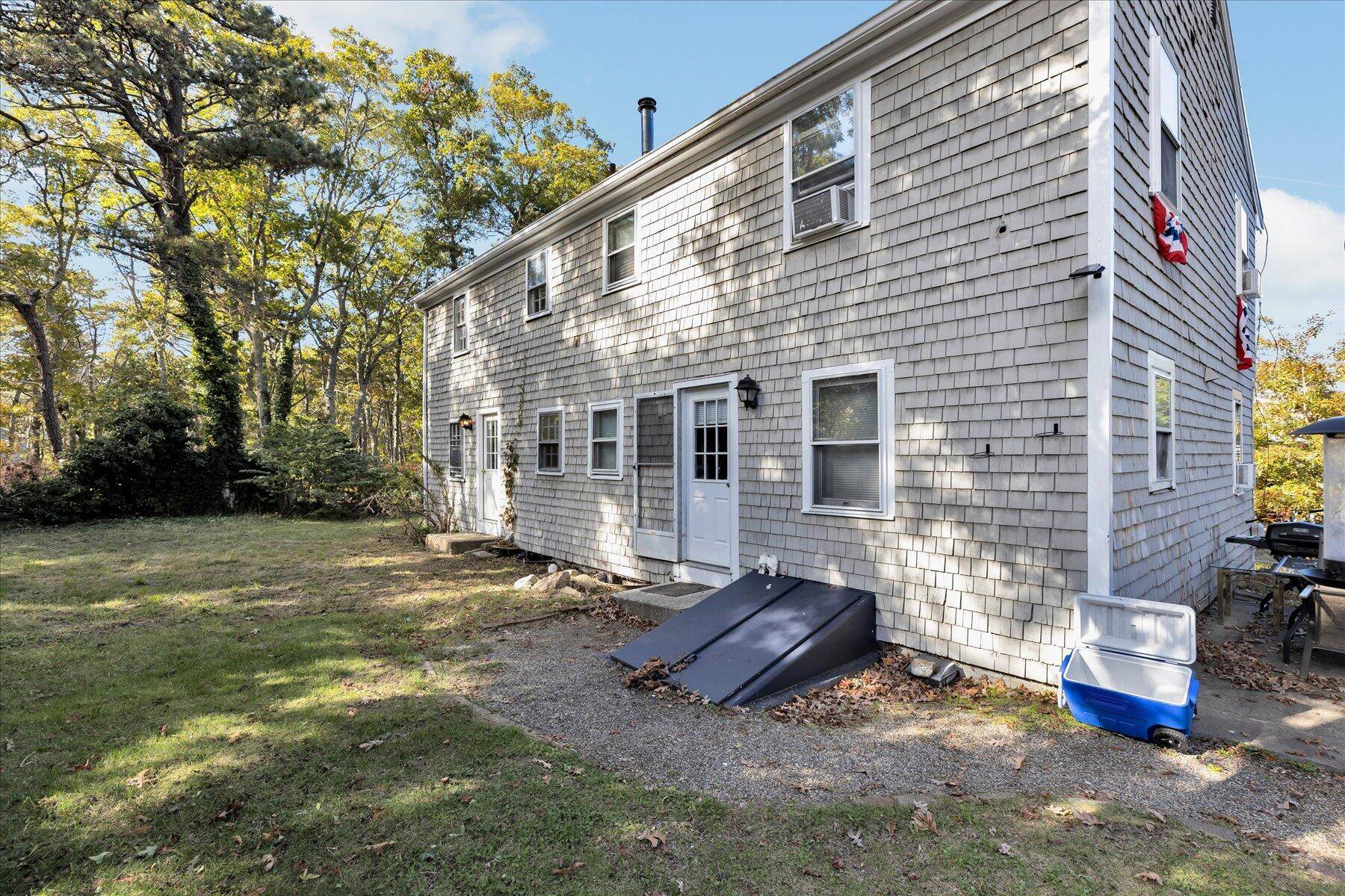 East Dennis, MA 02641,7 Niblick Street