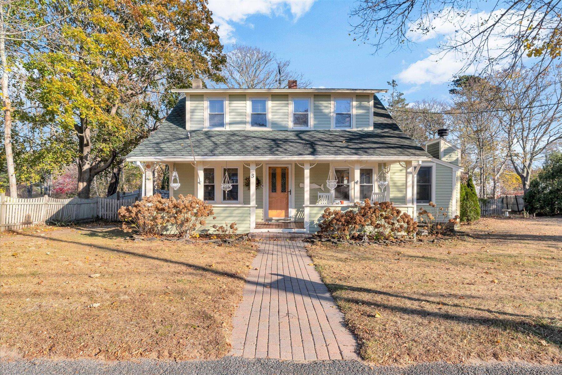 West Harwich, MA 02671,5 Mansion Street