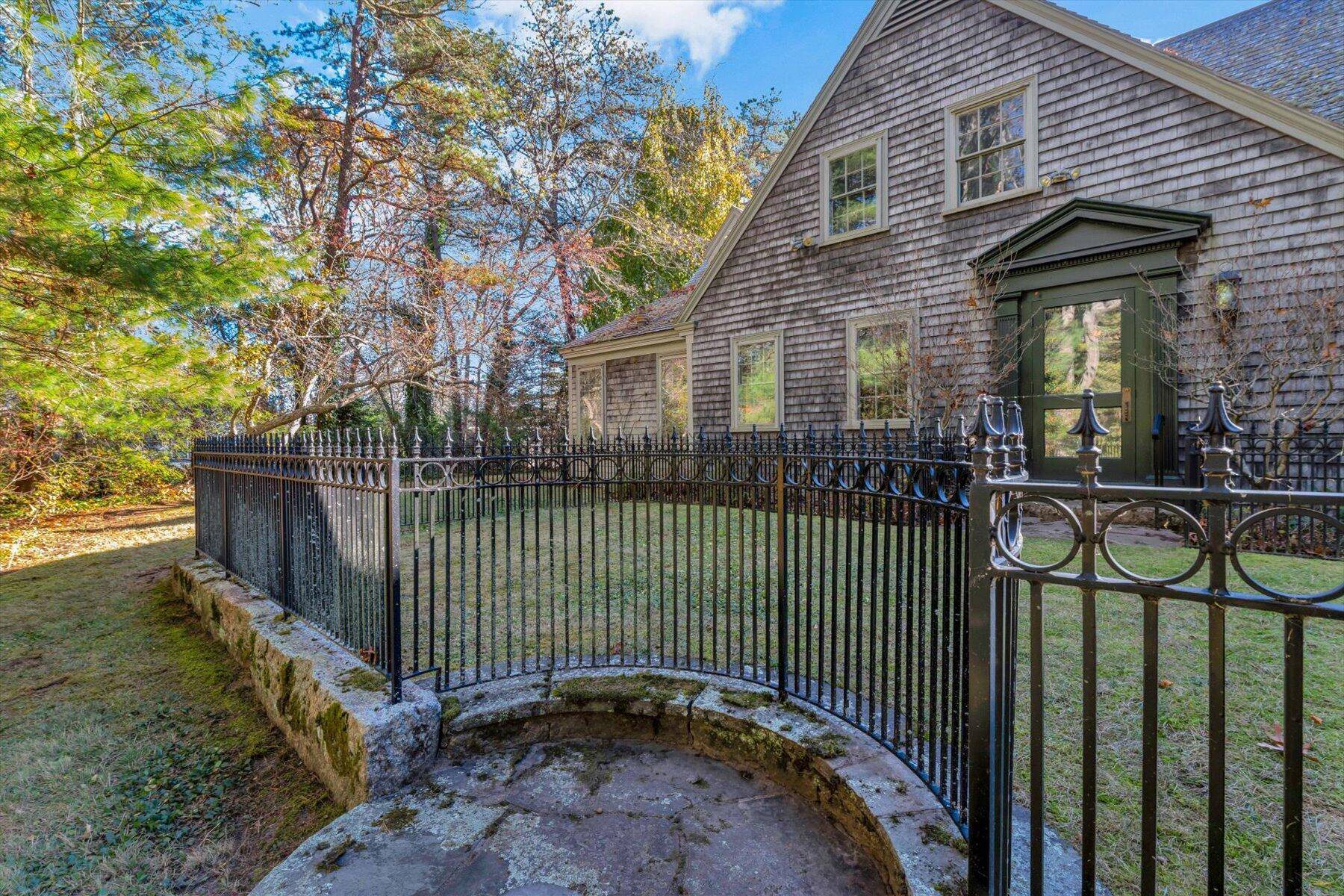 North Falmouth, MA 02556,106 Bay Road