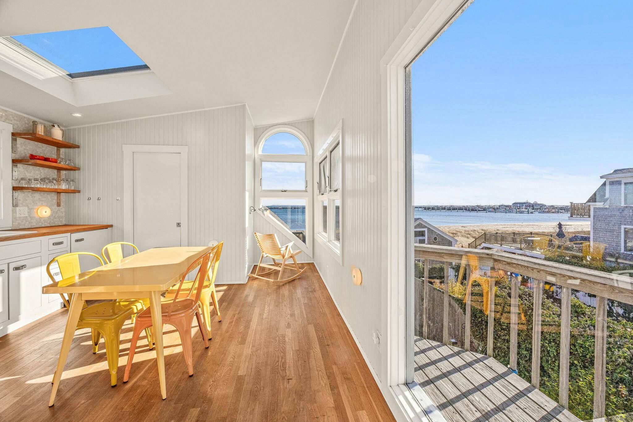 Provincetown, MA 02657,405 Commercial Street #Unit 5