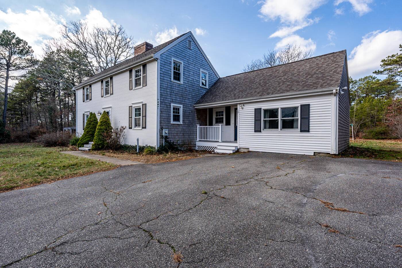 Forestdale, MA 02644,12 Linda Lane