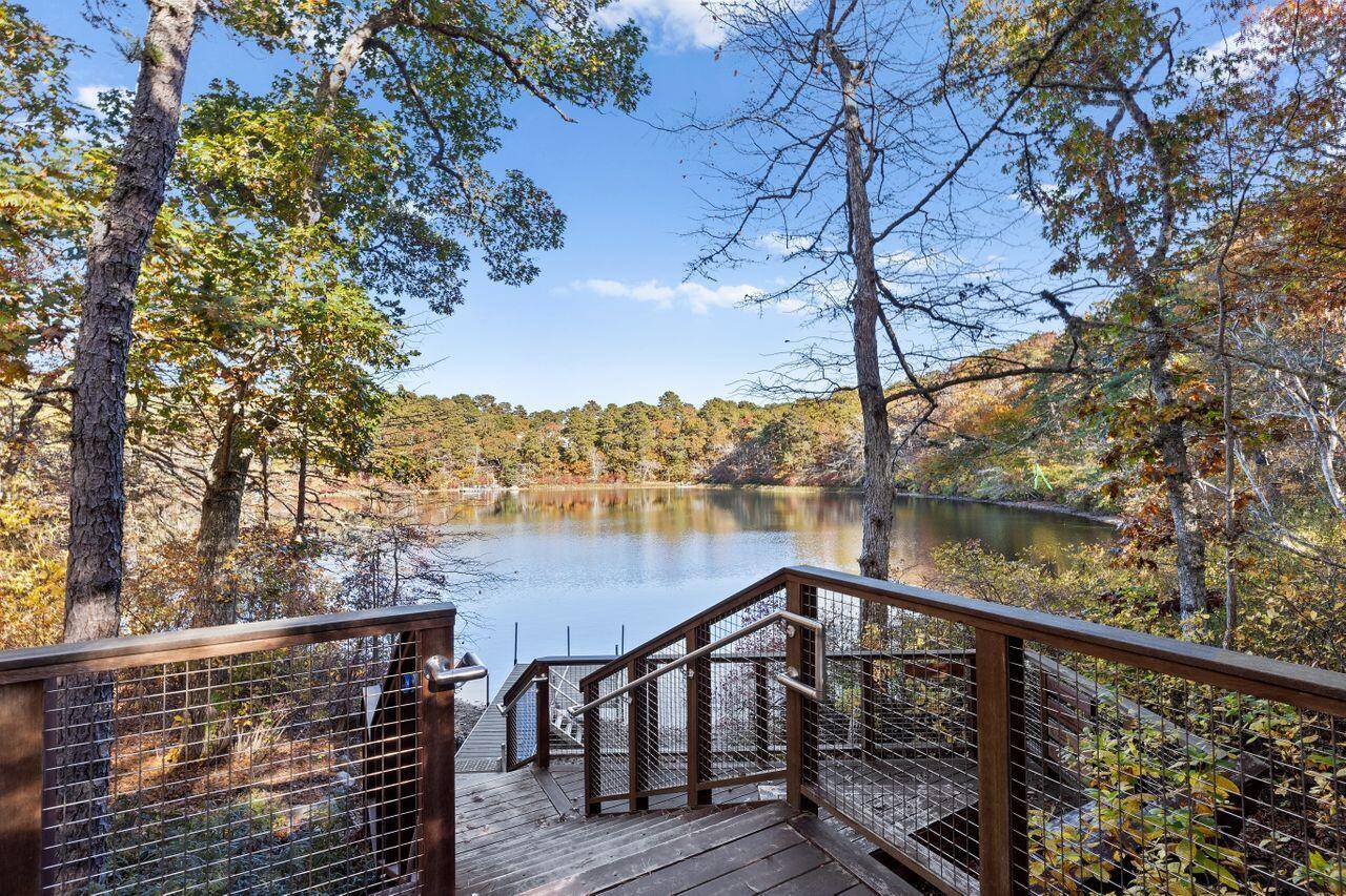 Brewster, MA 02631,35 Maple Lane