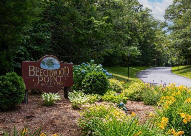 Mashpee, MA 02649,35 Santuit Pond Way #8C