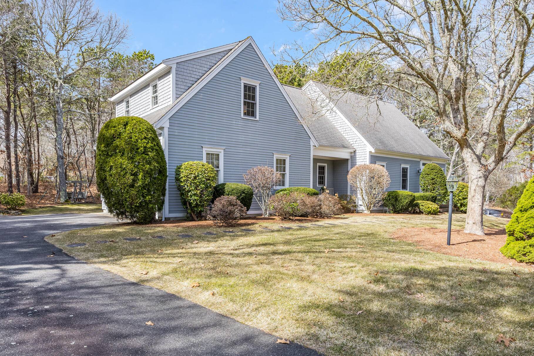 Yarmouth Port, MA 02675,17 Nicholas Drive