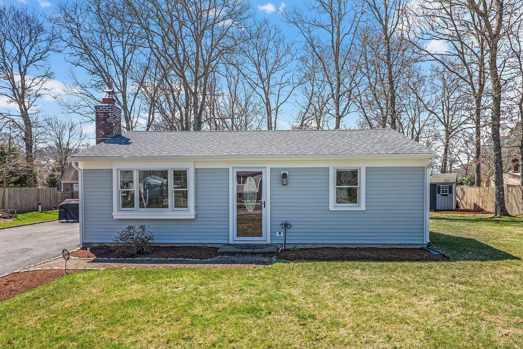 Mashpee, MA 02649,7 Somerset Road