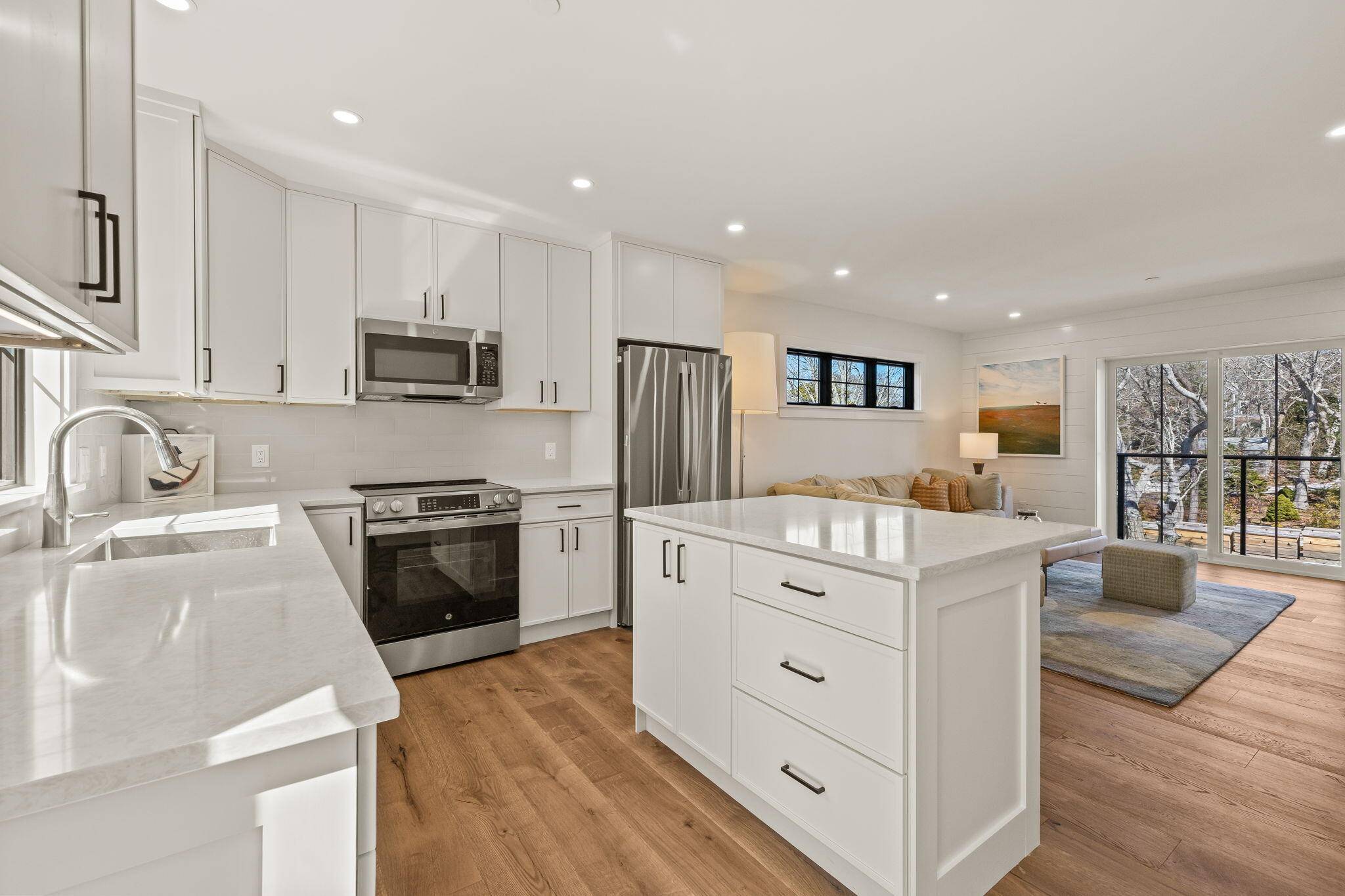 Provincetown, MA 02657,50 Nelson Avenue #5