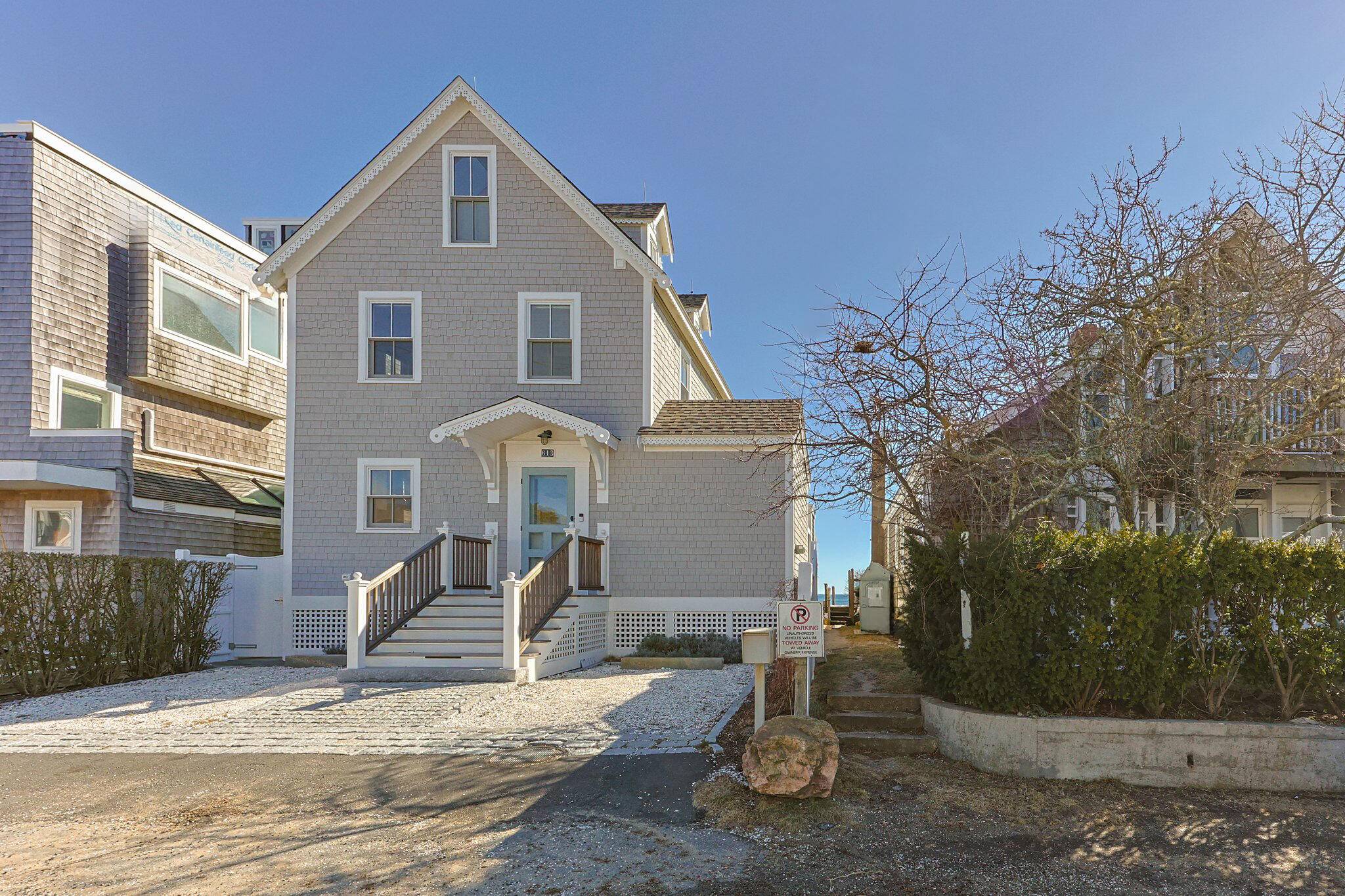 Provincetown, MA 02657,613 Commercial Street