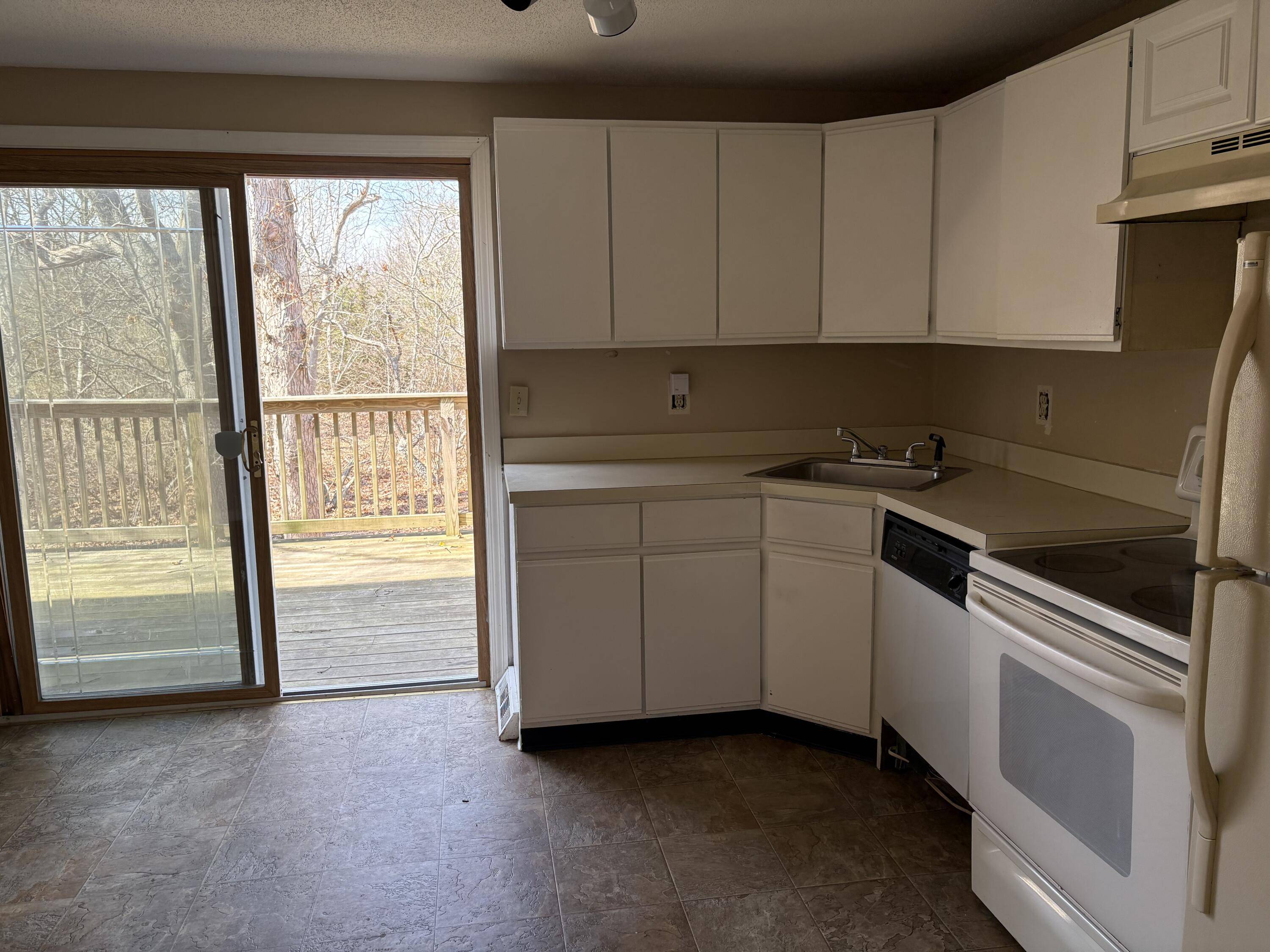 West Yarmouth, MA 02673,18 Russo Road
