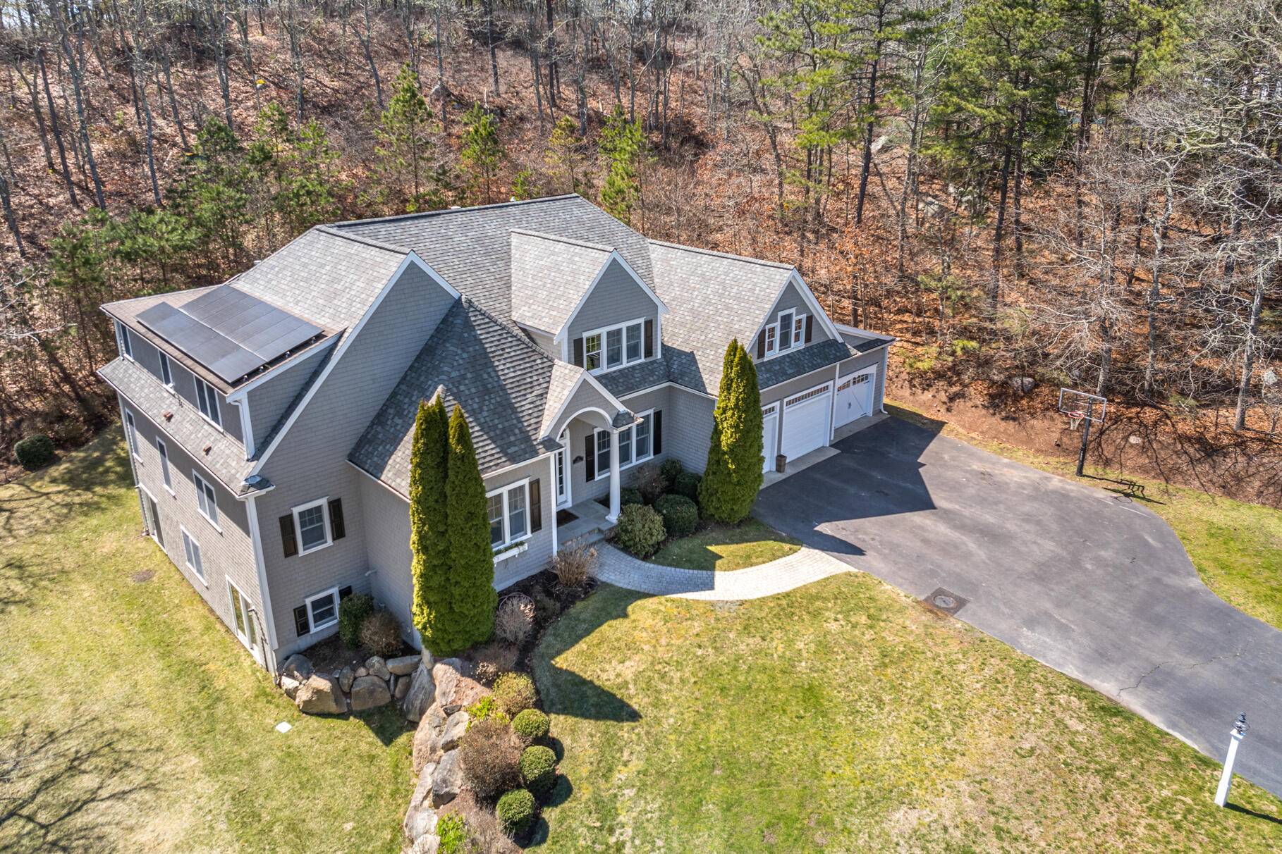 East Falmouth, MA 02536,31 Sorrel Circle