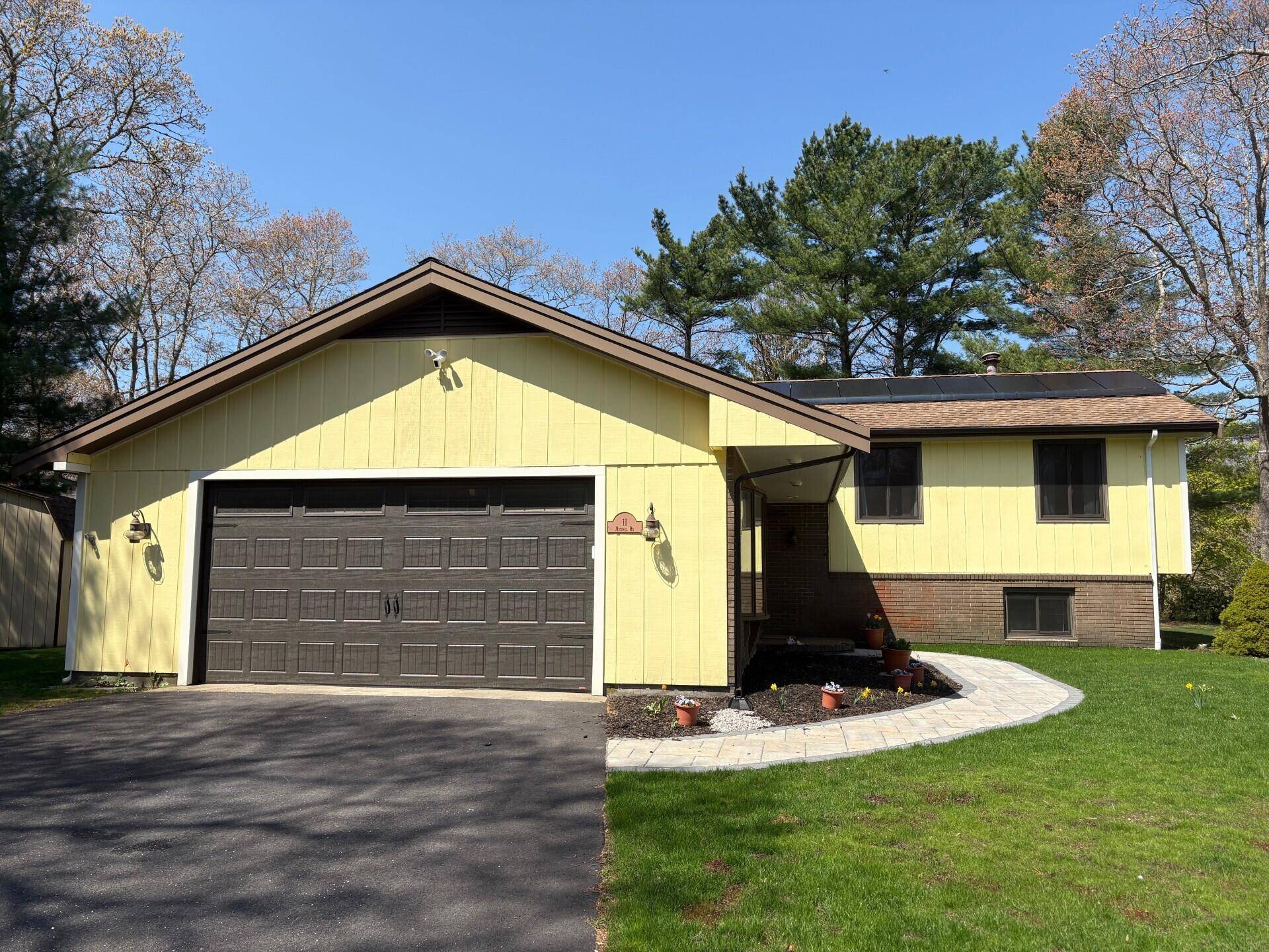 Pocasset, MA 02559,11 Michael Road