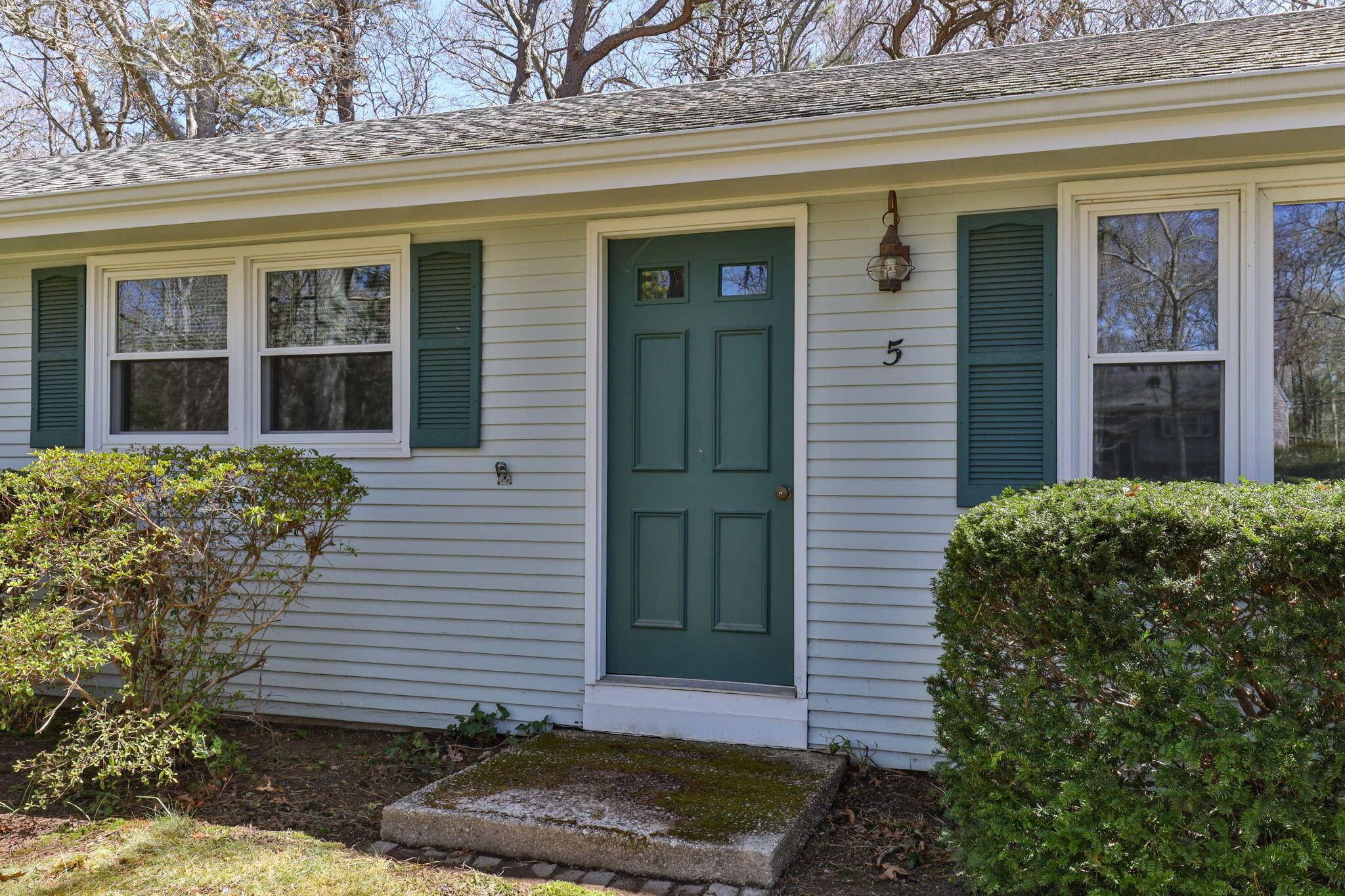 Forestdale, MA 02644,5 Woodvue Circle