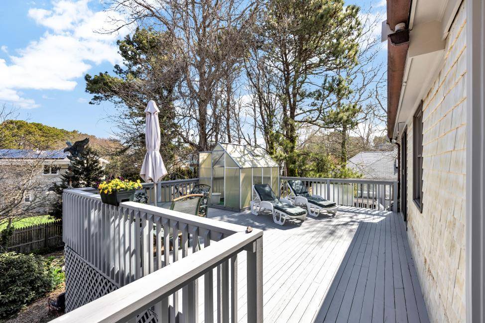 Mashpee, MA 02649,67 Whippoorwill Circle