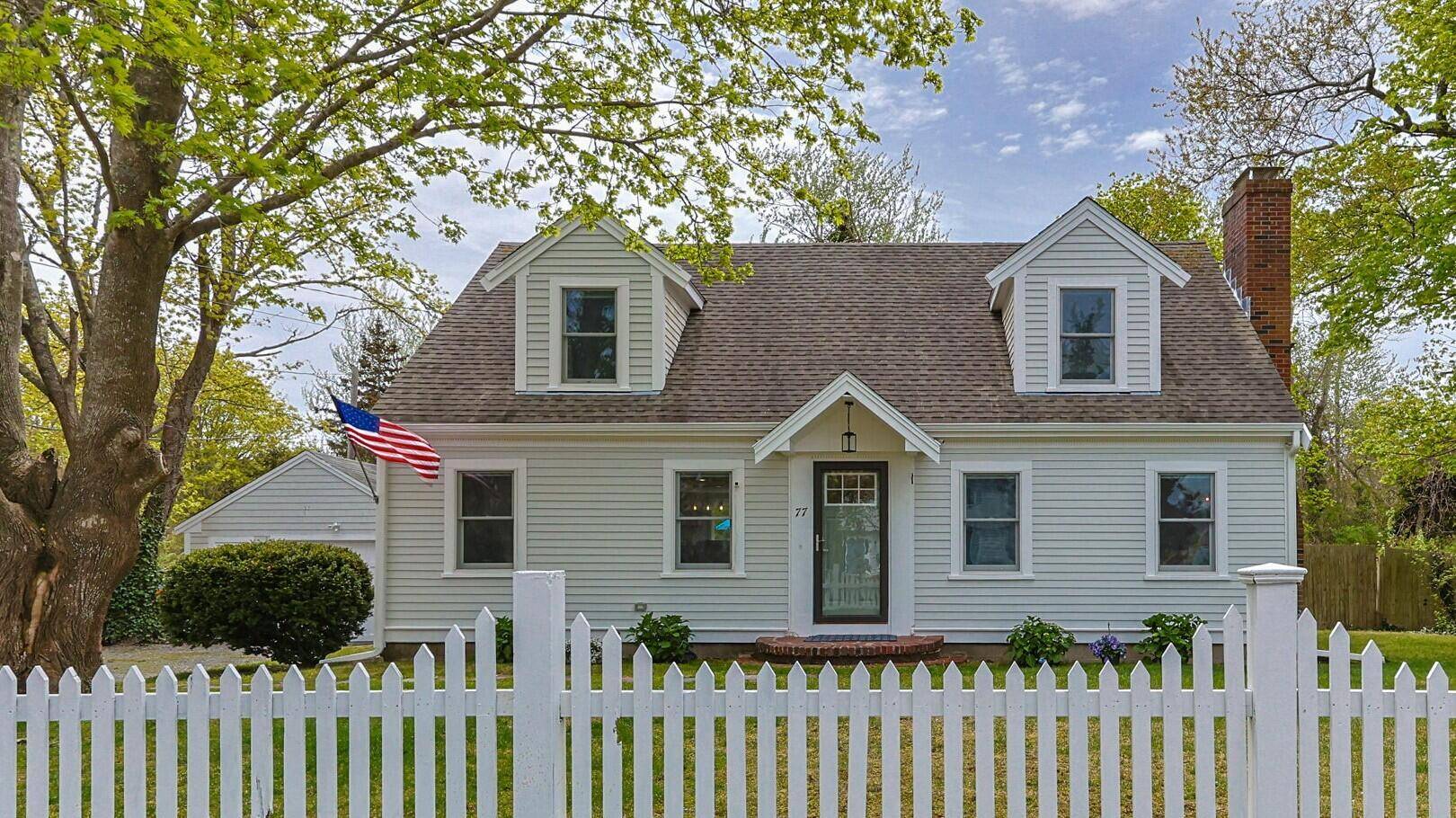 Dennis Port, MA 02639,77 Center Street