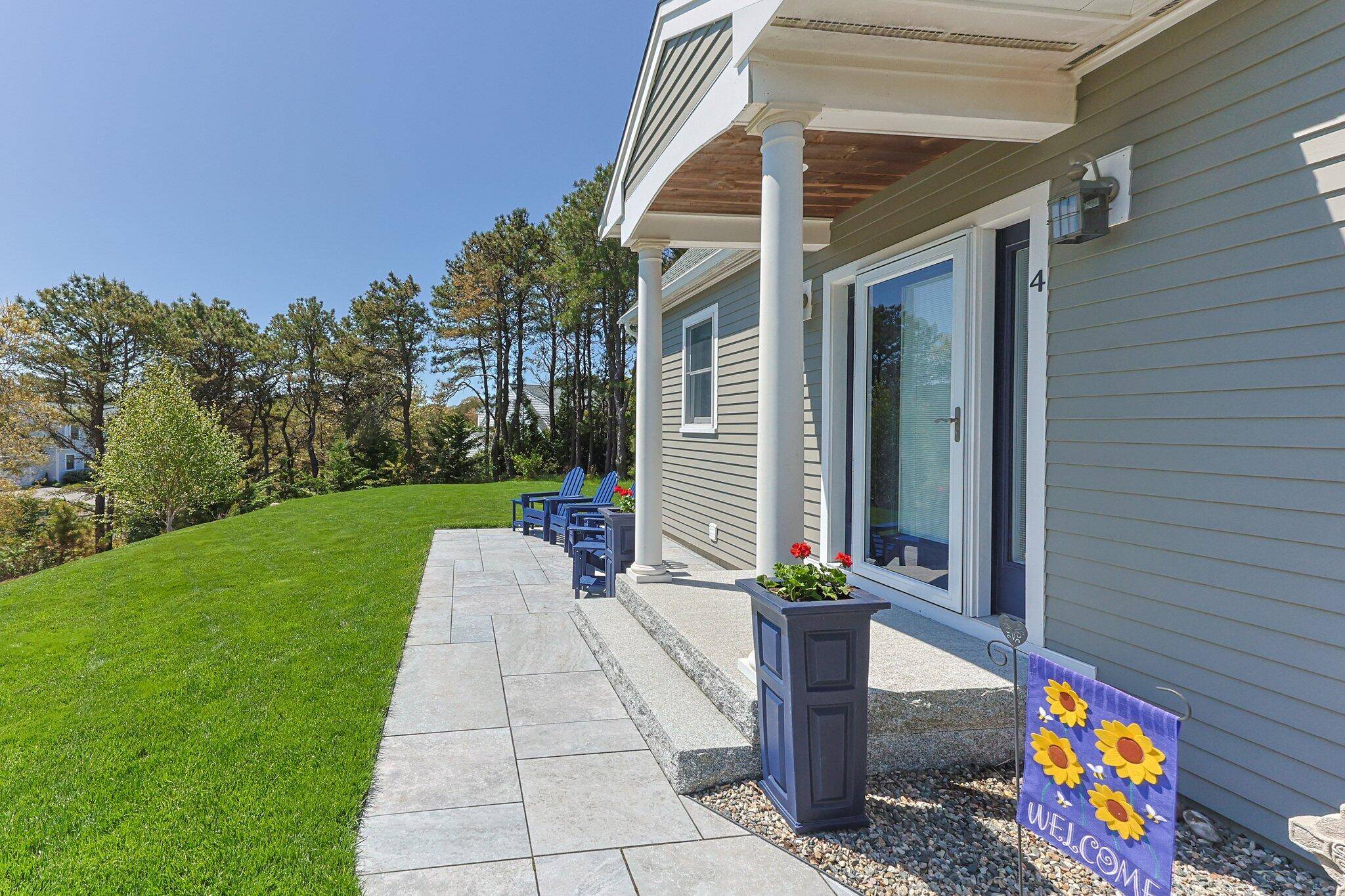 Truro, MA 02666,4 Lauras Way