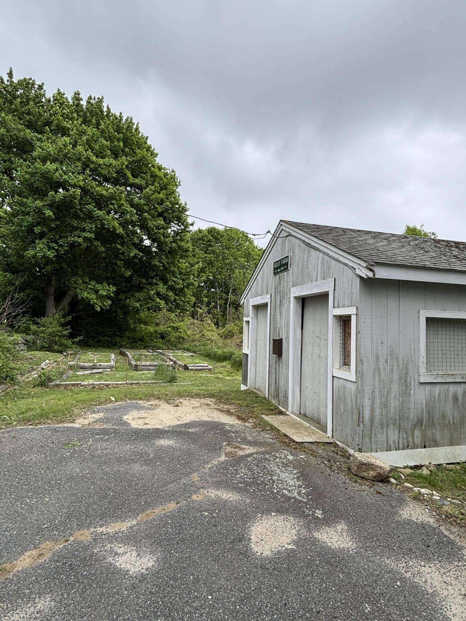 Barnstable, MA 02630,4375 Main Street
