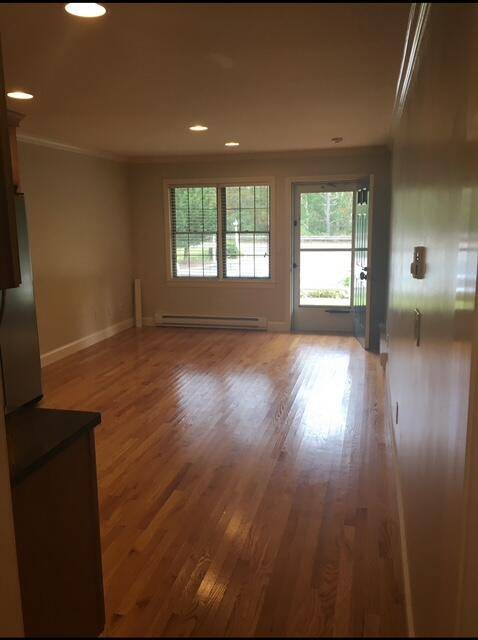 West Falmouth, MA 02540,16 West Falmouth Hwy #16