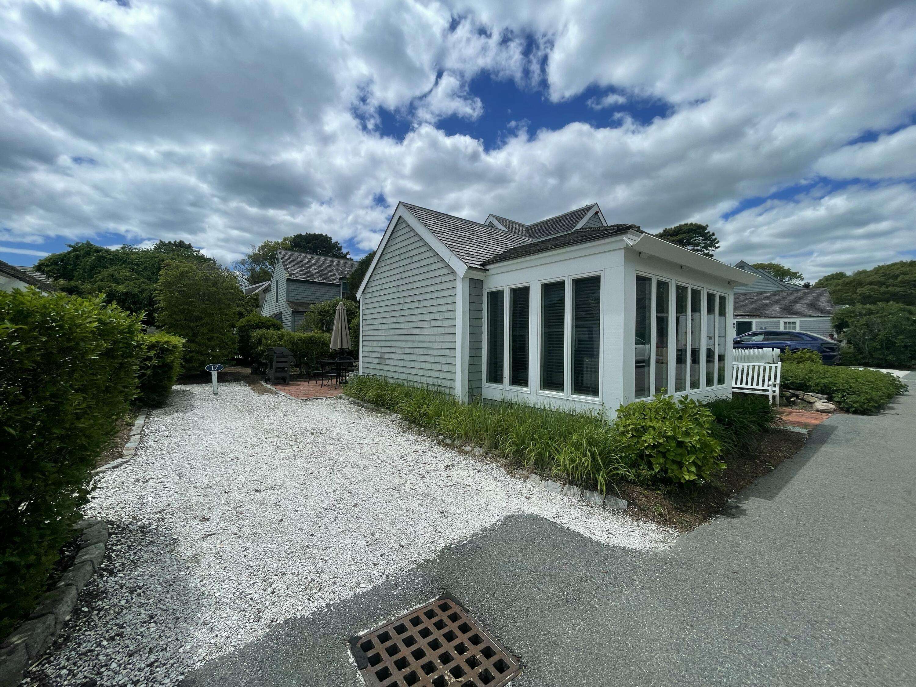 Mashpee, MA 02649,17 Hydrangea Lane