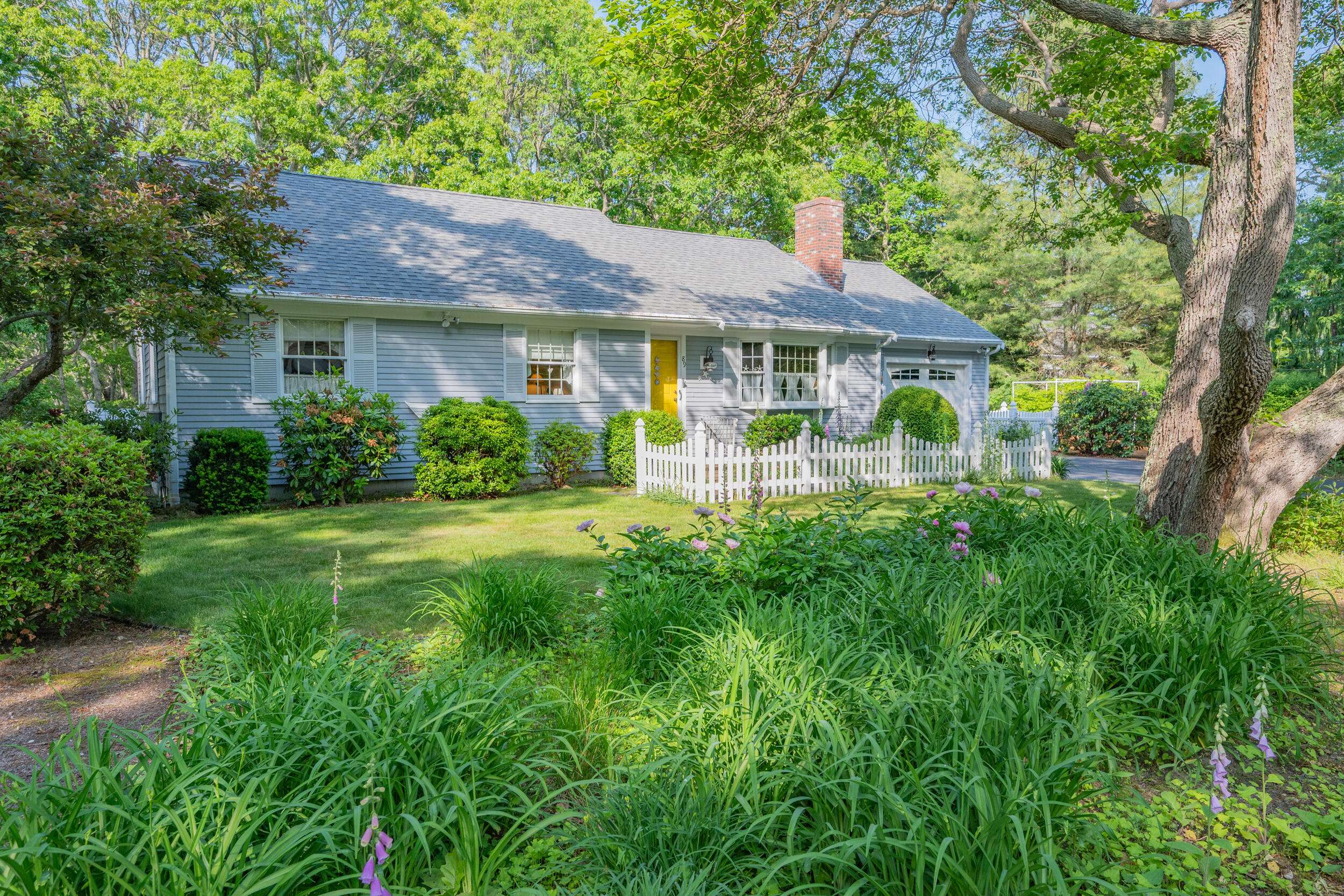 Brewster, MA 02631,89 Cliff Pond Road