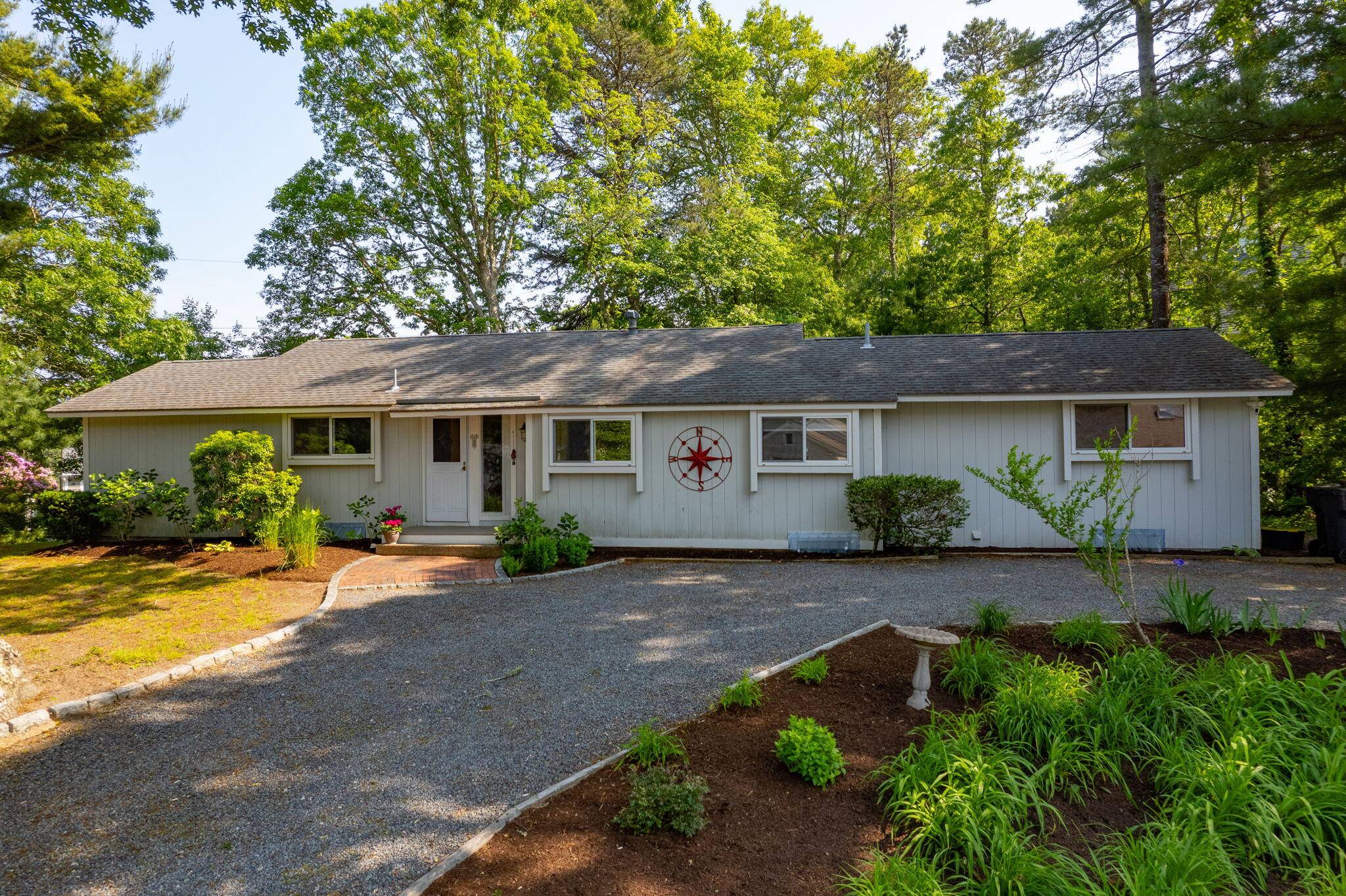 Mashpee, MA 02649,12 Running Light Way