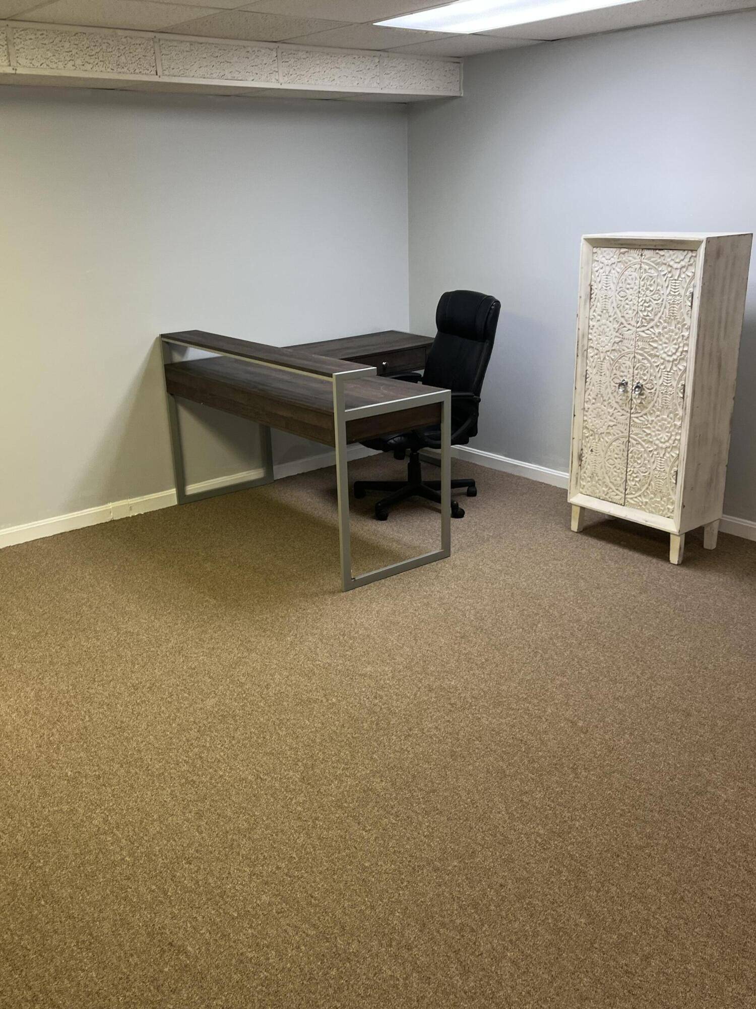 Barnstable, MA 02630,1645 Falmouth Road Road #5E