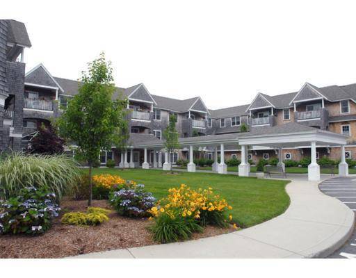 Falmouth, MA 02540,110 Dillingham Avenue #212U