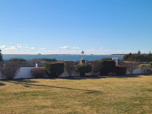 West Yarmouth, MA 02673,33 Hedge Row